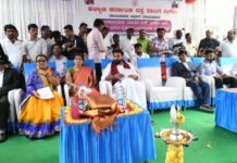 ಲಿಂಗಸಗೂರು: ನೂತನ ಬಸ್ ನಿಲ್ದಾಣ ಹಾಗೂ ಸಿಬ್ಬಂದಿ ವಸತಿ ಗೃಹಗಳ ಲೋಕಾರ್ಪಣೆಗೊಳಿಸಿದ ಸಚಿವ ಬಿ.ಶ್ರೀರಾಮುಲು